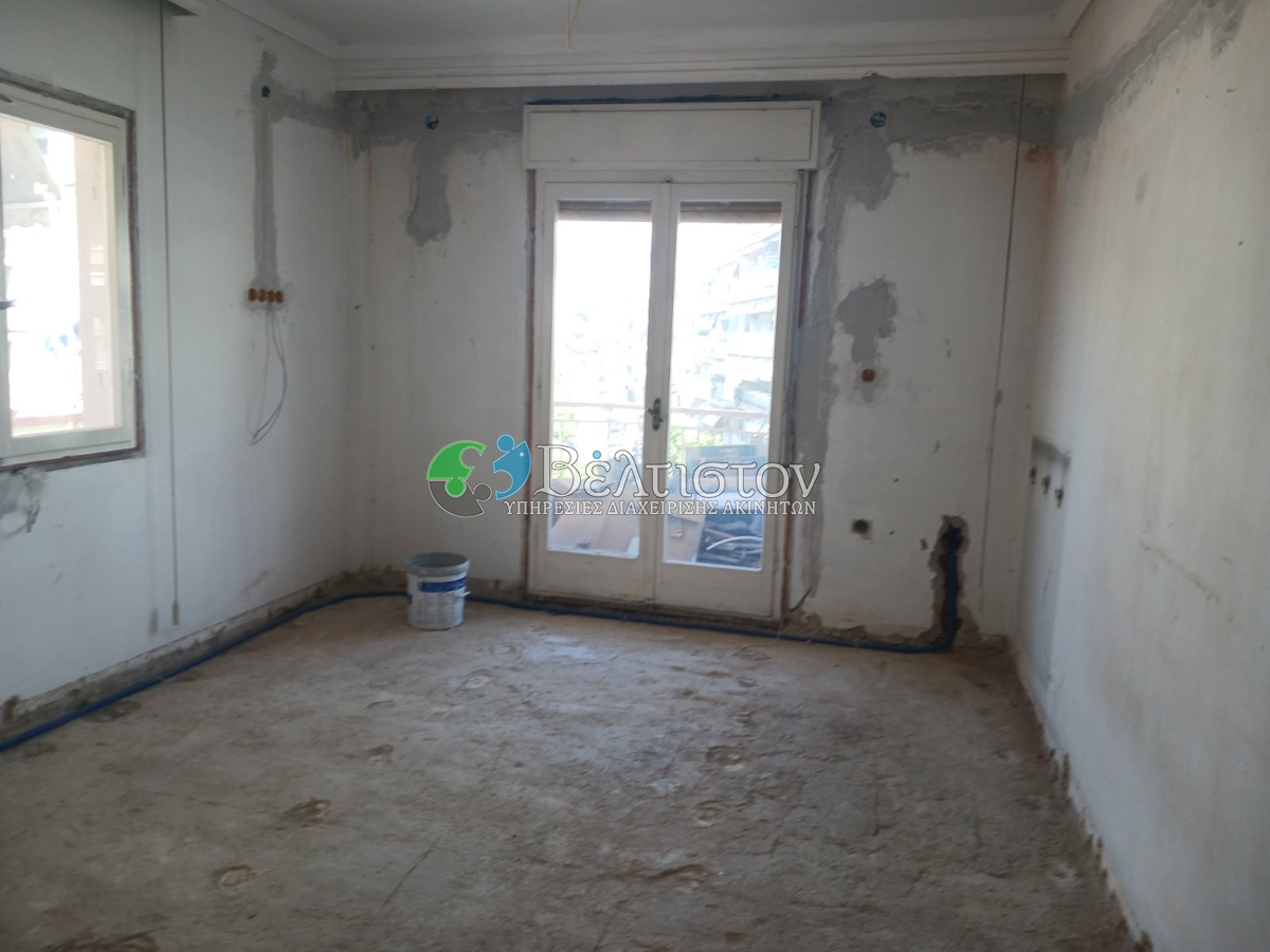property-img