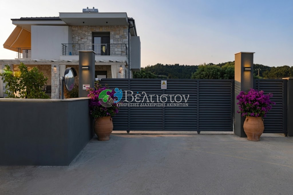 property-img